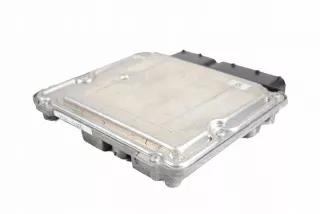 55576906 0281017105 Блок управления двигателем Opel Astra J Арт e7525854, вид 2