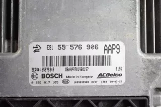 55576906 0281017105 Блок управления двигателем Opel Astra J Арт e7525854, вид 3