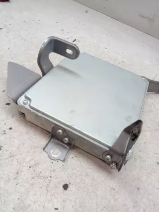 8966147110 Блок управления двигателем Toyota Prius 2 Арт e7671858, вид 1