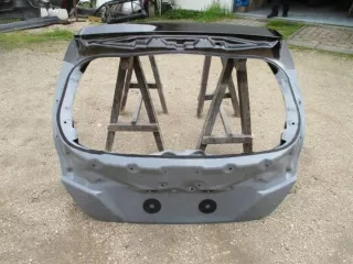  Крышка багажника (дверь 3-5) Nissan Leaf 2 Арт e7701640