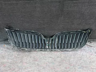 3T0853668B Решетка радиатора Skoda Superb 2 Арт e7720395, вид 3