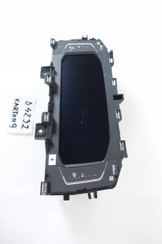2G0920320A Щиток приборов (приборная панель) Volkswagen Polo 6 Арт e7737401, вид 4