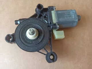 8W0959801 Моторчик стеклоподъемника Audi A4 B9 Арт e7757615, вид 1