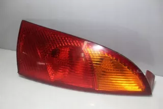 1M51-13404-A Фонарь задний правый Ford Focus 1 Арт e7798657, вид 3