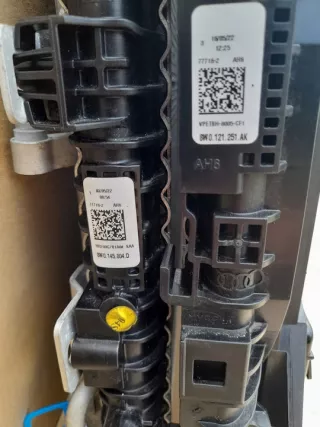 8W0145804D Радиатор (основной) Audi A5 (S5,RS5) 2 Арт e7895324, вид 4