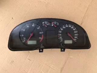 3B0919861B Щиток приборов (приборная панель) Volkswagen Passat B5 Арт e8023734, вид 1