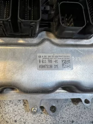 8611709 Блок управления двигателем BMW 5 F10/F11/GT F07 Арт e8094221, вид 2