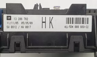 13206762 Блок предохранителей Opel Astra H Арт e8101685, вид 3
