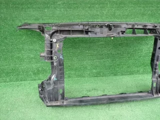 8P0805594C Передняя панель крепления облицовки (телевизор) Audi A3 8P Арт e8130012, вид 3