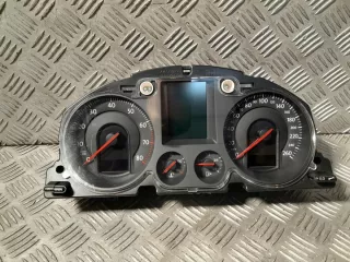 3C0920870T Щиток приборов (приборная панель) Volkswagen Passat B6 Арт e8141645, вид 1