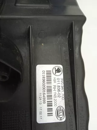 3V0941700 Фара противотуманная правая Skoda Superb 3 Арт e8259754, вид 4