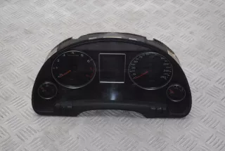 8E0920901E Щиток приборов (приборная панель) Audi A4 B7 Арт e8284464, вид 2