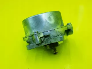 057145100B Насос вакуумный Audi A4 B7 Арт e8347559, вид 3
