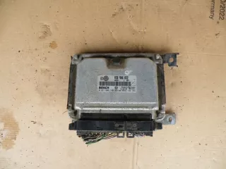 036906032 Блок управления двигателем Volkswagen Golf 4 Арт e8403341, вид 1
