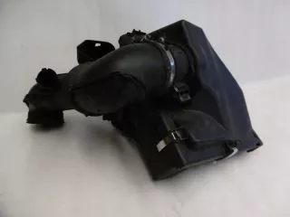 13718512599-02 Корпус воздушного фильтра BMW 3 E90/E91/E92/E93 Арт e8426763, вид 1