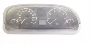 1031098100 Щиток приборов (приборная панель) Mercedes A W169 Арт e8500746, вид 1