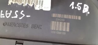 1031098100 Щиток приборов (приборная панель) Mercedes A W169 Арт e8500746, вид 3