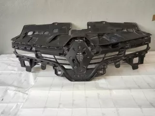 622563184R Решетка радиатора Renault Clio 4 Арт e8519722, вид 1