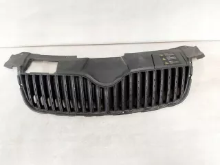 5J0853668A Решетка радиатора Skoda Fabia 2 Арт e8554607, вид 1