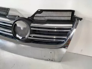 1K5853651 Решетка радиатора Volkswagen Golf 5 Арт e8555032, вид 3