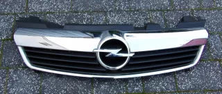 2005-2014R 13136136 Решетка радиатора Opel Zafira B Арт e8571910, вид 1