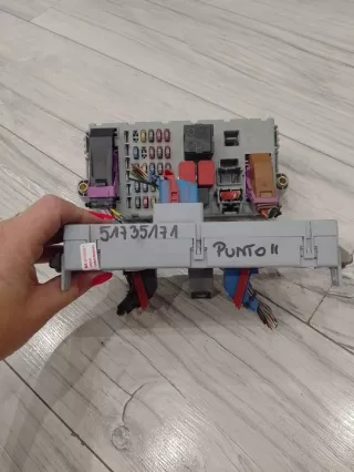 51735171 51735172NPL 46520600CPL Блок предохранителей Fiat Punto 2 Арт e8611754, вид 3