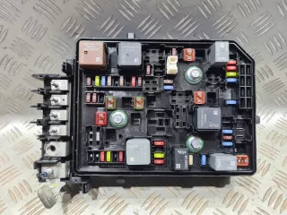 39040853 Блок предохранителей Opel Astra K Арт e8632835, вид 2