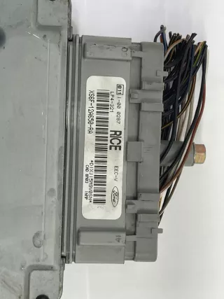 3903856 Блок управления двигателем Ford Fiesta 4 Арт e8680840, вид 3