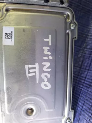 0261S17833 237105748R 237109009R Блок управления двигателем Renault Twingo 3 Арт e8681386, вид 2
