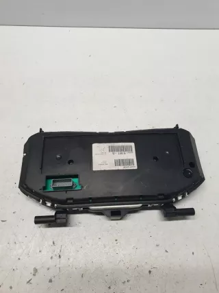 8200715181-S Щиток приборов (приборная панель) Renault Clio 3 Арт e8691661, вид 3