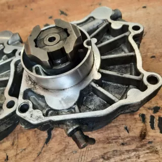 55205446 55581351 55488984 Насос вакуумный Opel Astra J Арт e8711405, вид 2