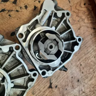 55205446 55581351 55488984 Насос вакуумный Opel Astra J Арт e8711405, вид 3