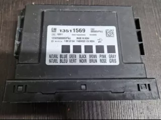 13511569 160627 Блок предохранителей Opel Astra K Арт e8740527, вид 2