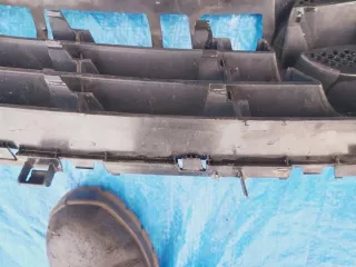 13225775 13225792 Решетка радиатора Opel Astra H Арт e8775852, вид 4