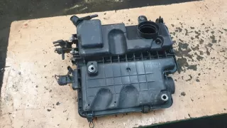  Корпус воздушного фильтра Daihatsu Sirion Арт e8885331, вид 2
