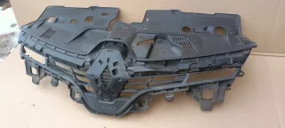622563184R Решетка радиатора Renault Clio 4 Арт e8888819, вид 4