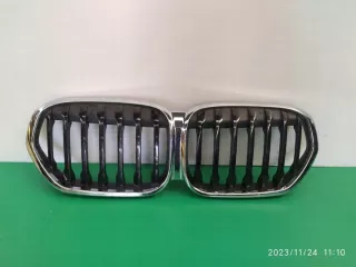 8493450 Решетка радиатора BMW X1 F48 Арт e8916500, вид 1