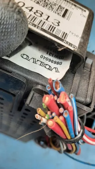 08696098 08696040 Блок предохранителей Volvo S60 2 Арт e8934774, вид 3