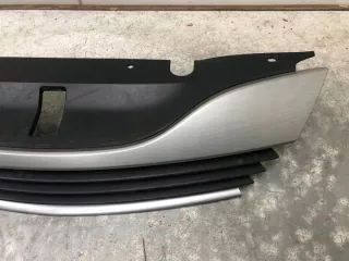 8200012581 Решетка радиатора Renault Laguna 2 Арт e9030097, вид 4
