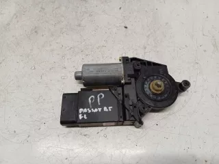 3B4837752FC Моторчик стеклоподъемника Volkswagen Passat B5 Арт e9030251, вид 1