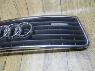 4B3853651 4B3853651, Решетка радиатора Audi A6 C5 (S6,RS6) Арт e9057208, вид 4