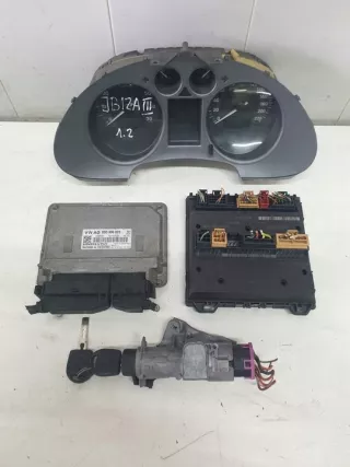 03D906023 Блок управления двигателем Seat Ibiza 3 Арт e9059410, вид 1