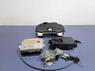  Блок предохранителей Opel Corsa D Арт e9070140, вид 2