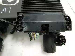 100140-7150 Блок управления двигателем Mazda 3 BK Арт e9075386, вид 2