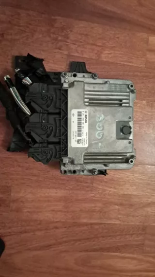 237106319R Блок управления двигателем Renault Clio 4 Арт e9079205, вид 1