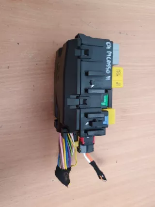 9806192580 Блок предохранителей Citroen C4 2 Арт e9096717, вид 5