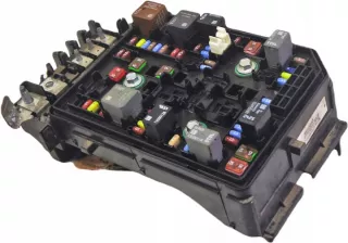 39040850 Блок предохранителей Opel Astra K Арт e9118785, вид 1
