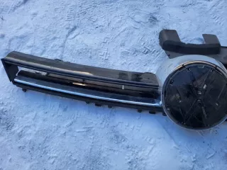 5G0853655E Решетка радиатора Volkswagen Golf 7 Арт e9177181, вид 2