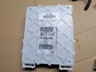 DV6T-14A073-FK Блок предохранителей Ford Kuga 2 Арт e9220530, вид 4