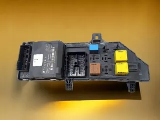 24400590 13120953 2002-2008 Блок предохранителей Opel Vectra C  Арт e9221493, вид 1